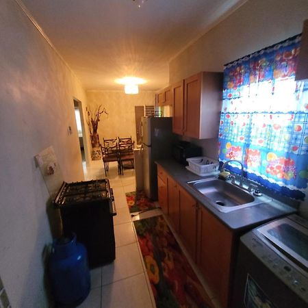 #1 Jacaranda Vacation Home Spanish Town Exteriér fotografie