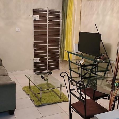 #1 Jacaranda Vacation Home Spanish Town Exteriér fotografie