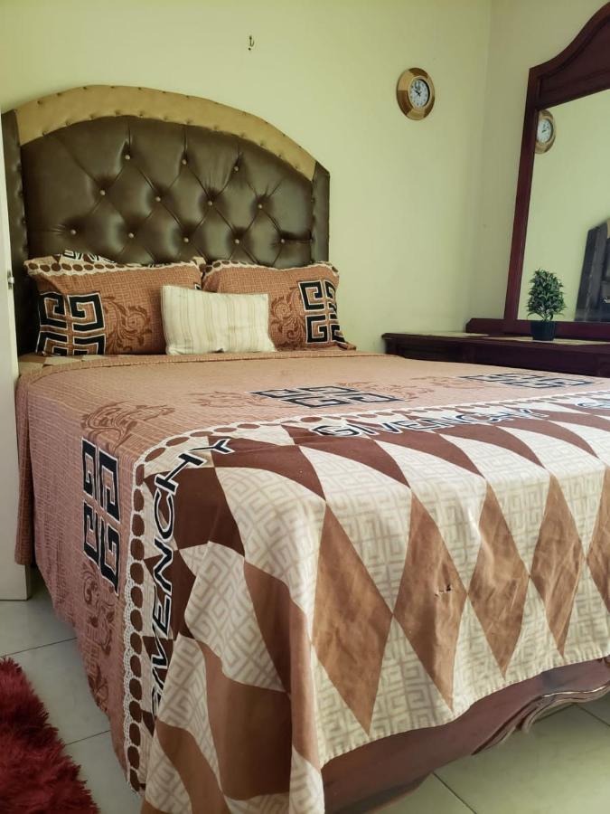 #1 Jacaranda Vacation Home Spanish Town Exteriér fotografie